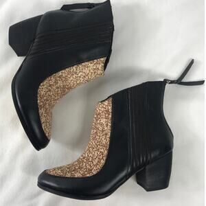 Cynthia Vincent Aston Calf Hair Black Leather Zip-back Heeled Boot 8.5